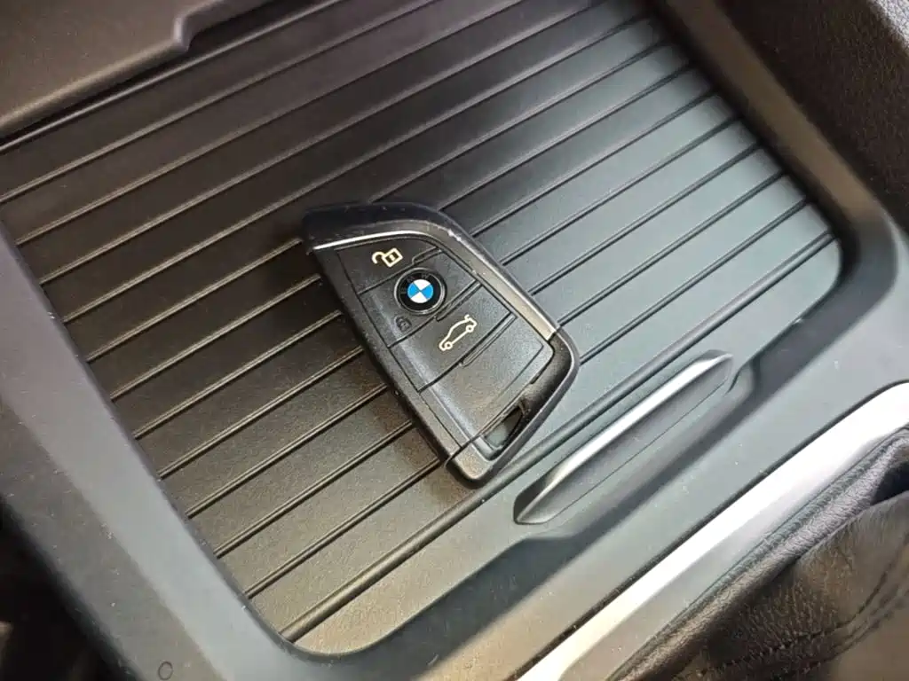 BMW 1 Series 2018 — фото 17