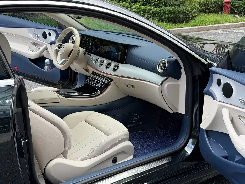 Mercedes-Benz E-Class 2023 — фото 14
