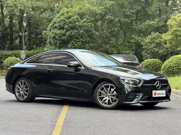 Mercedes-Benz E-Class 2023