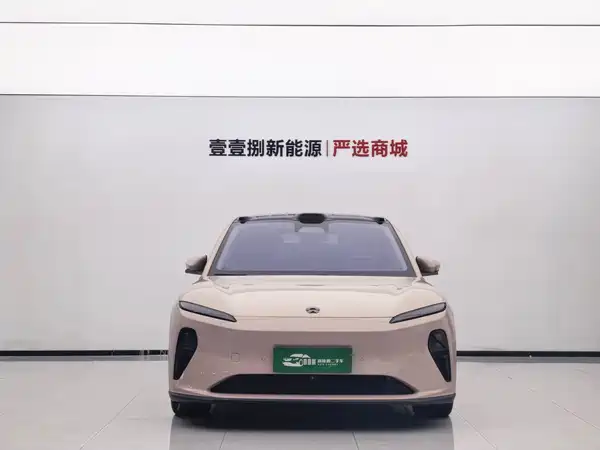 NIO ET5 2023
