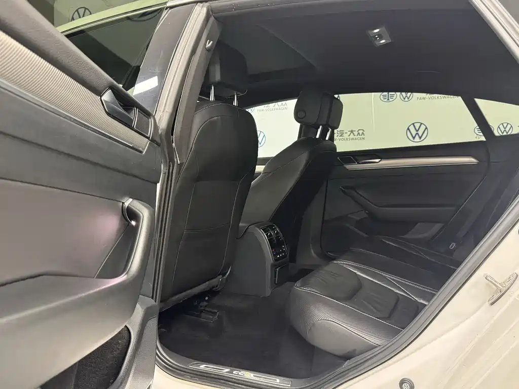 Volkswagen CC 2019 — фото 15