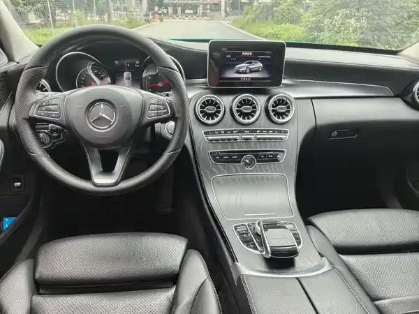 Mercedes-Benz C-Class 2018