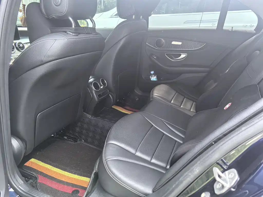 Mercedes-Benz C-Class 2020