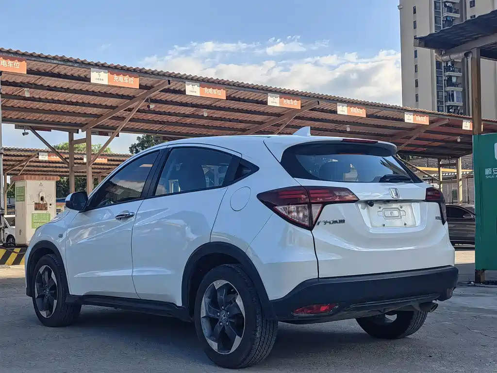 Honda Vezel 2018 — фото 4