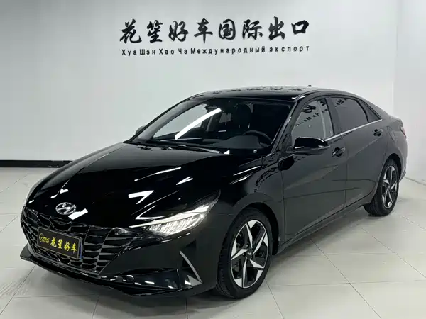 Hyundai Elantra 2023