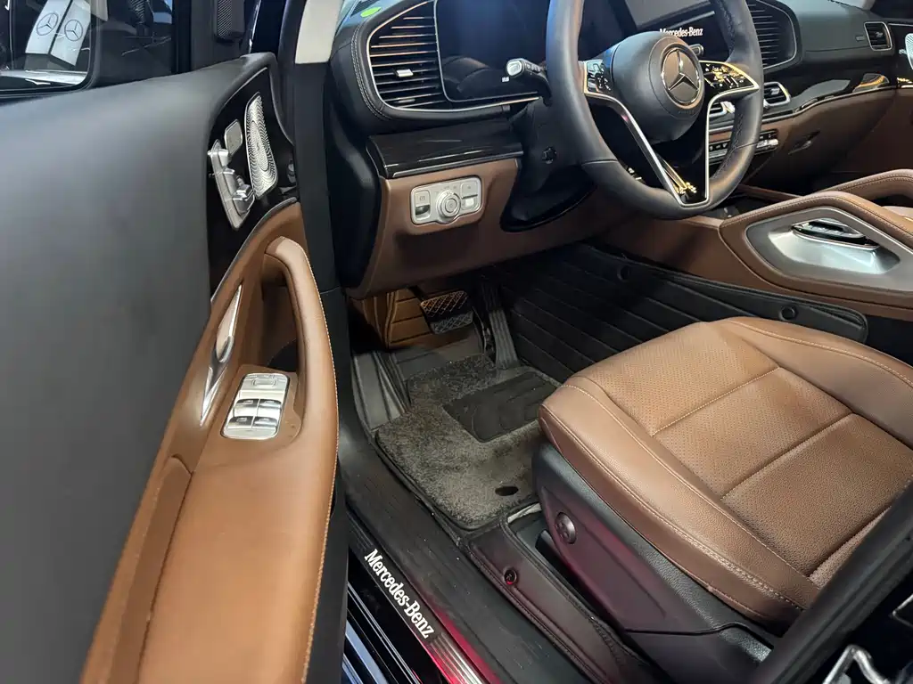 Mercedes-Benz GLE 2025