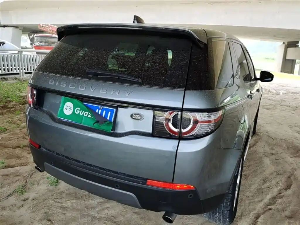 Land Rover Discovery Sport 2019 — фото 7