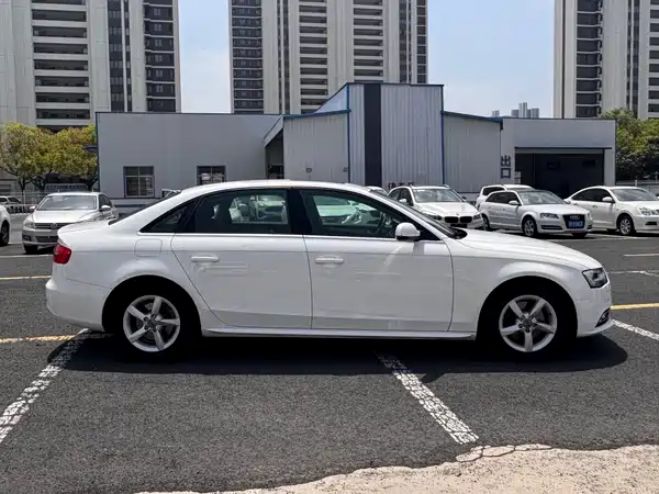 Audi A4L 2013