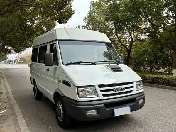 Iveco Proud 2017