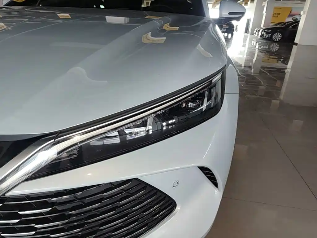 BYD Qin L 2025 — фото 18