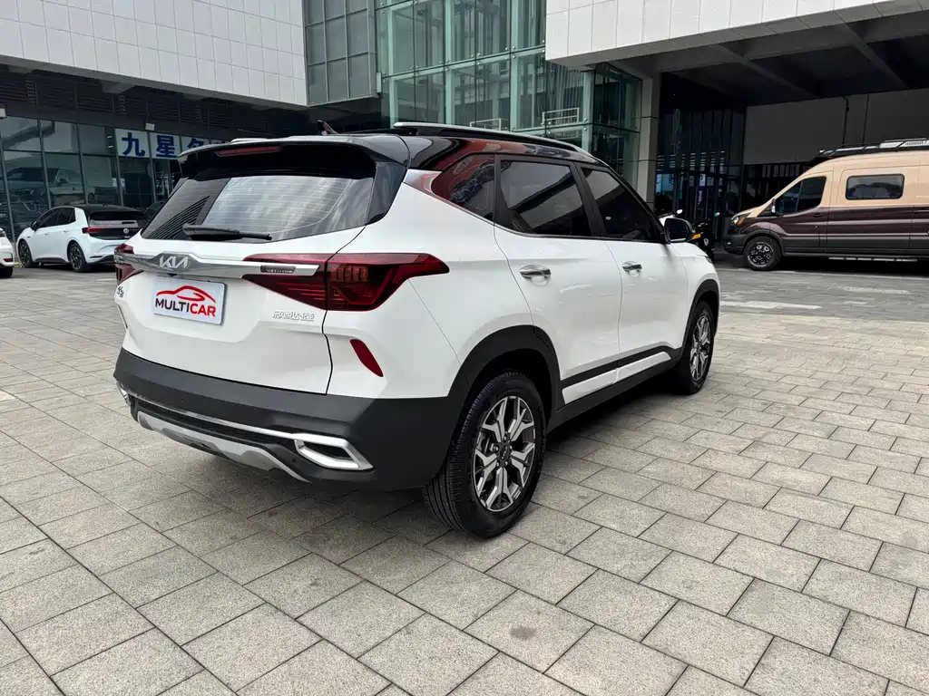 Kia KX3 2022 — фото 9