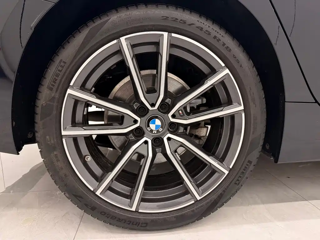 BMW 3 Series 2023 — фото 15