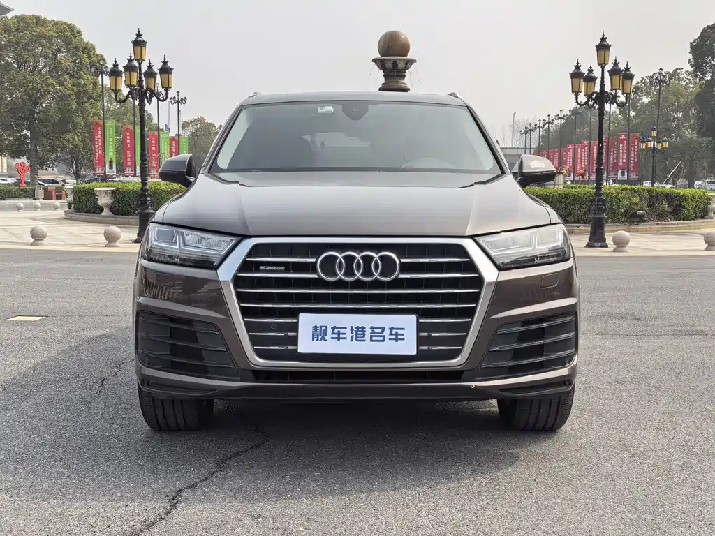 Audi Q7 2018 — фото 2