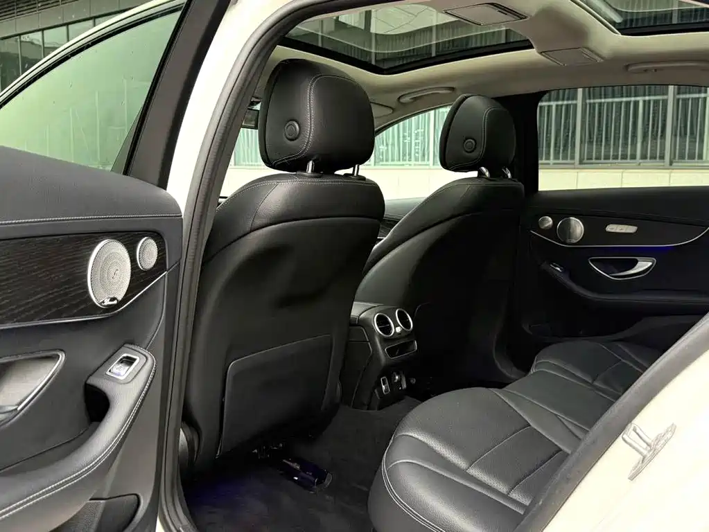 Mercedes-Benz C-Class 2021 — фото 11
