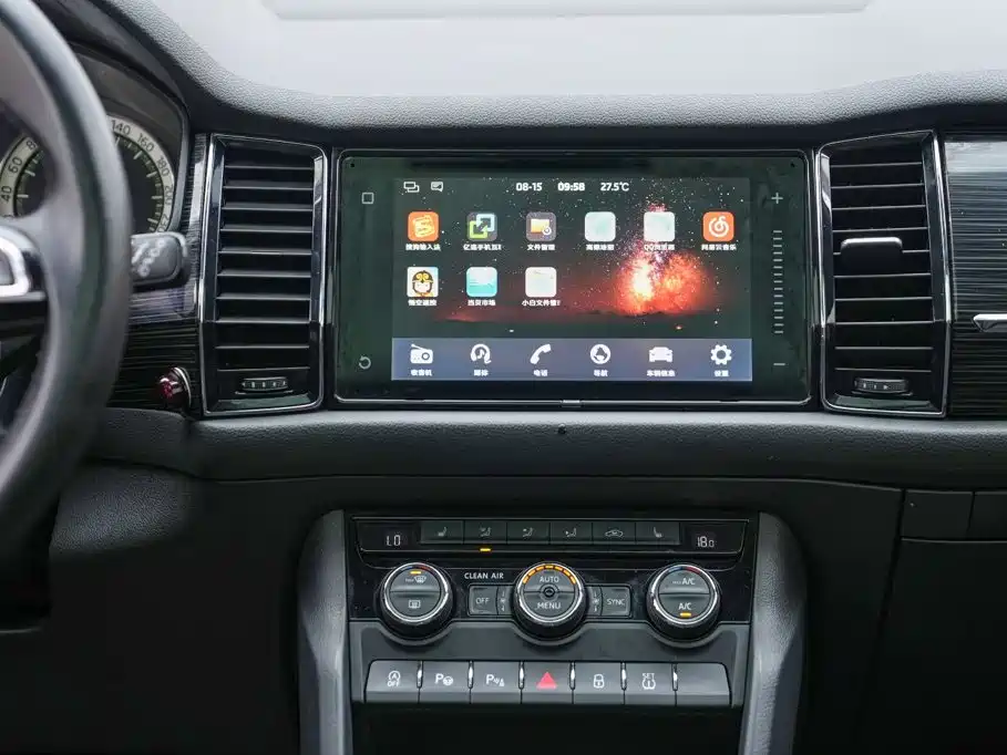 Skoda Kodiaq 2017 — фото 10