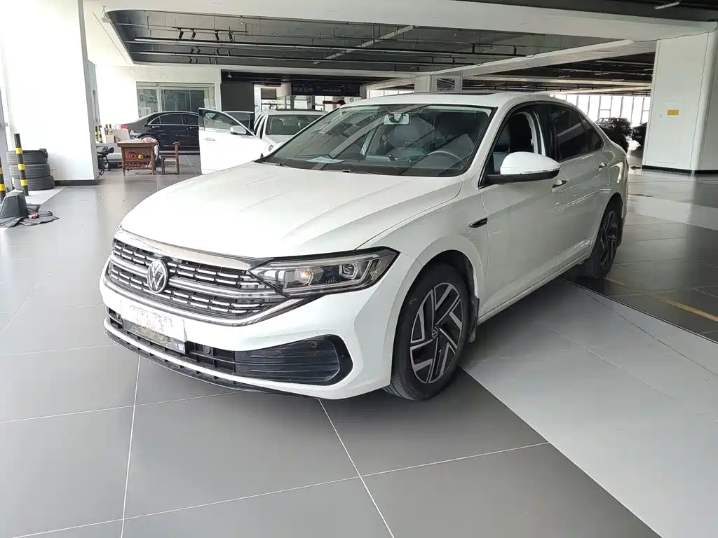 Volkswagen Sagitar 2023