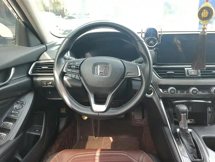 Honda Accord 2022 — фото 14