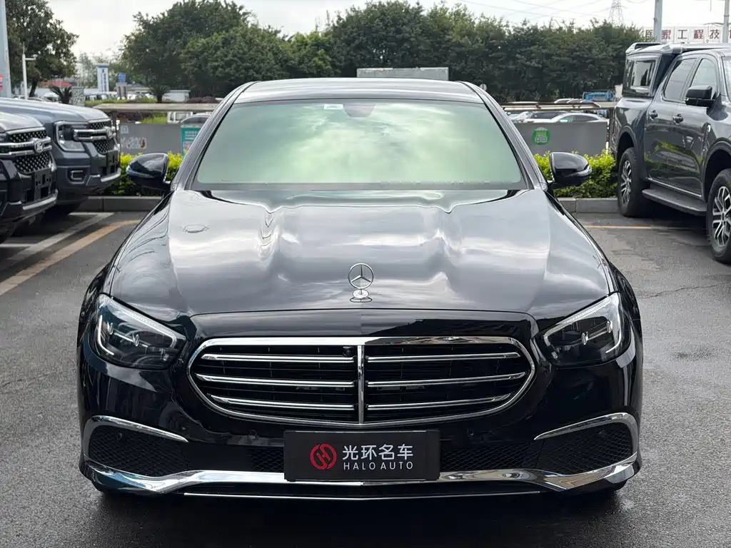 Mercedes-Benz E-Class 2022