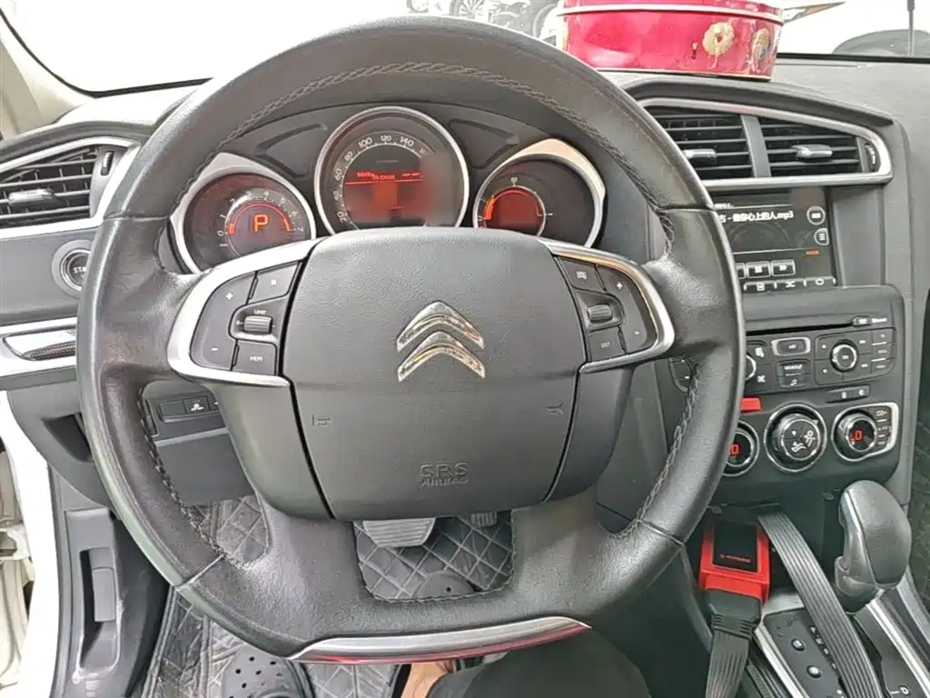 Citroen C4L 2015 — фото 11