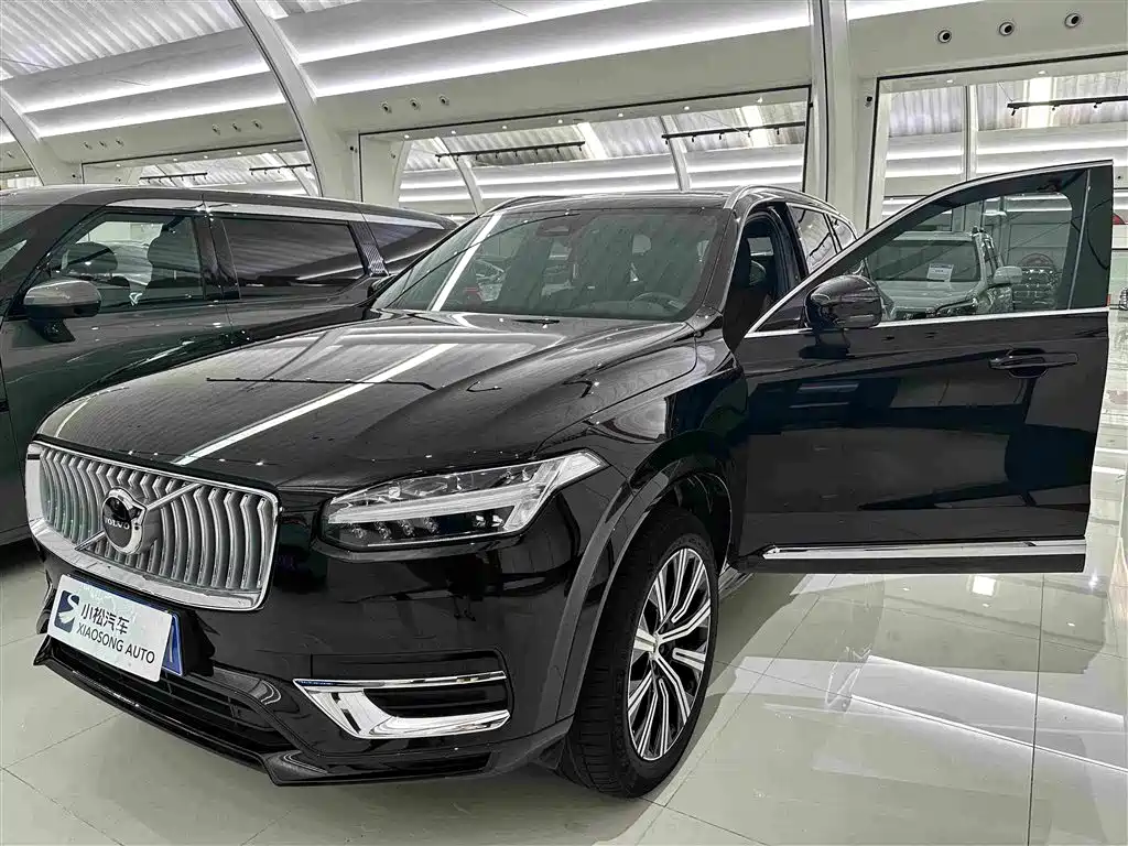 Volvo XC90 2025 — фото 5