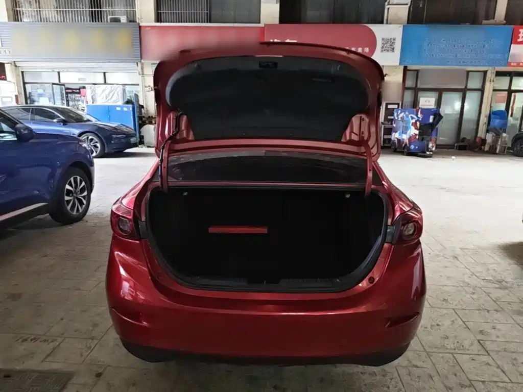 Mazda 3 Angkesela 2019 — фото 19