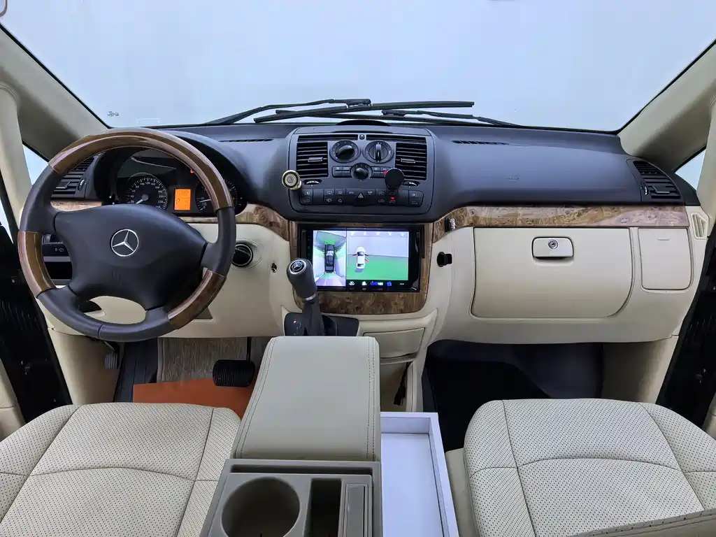 Mercedes-Benz Vito 2015 — фото 10