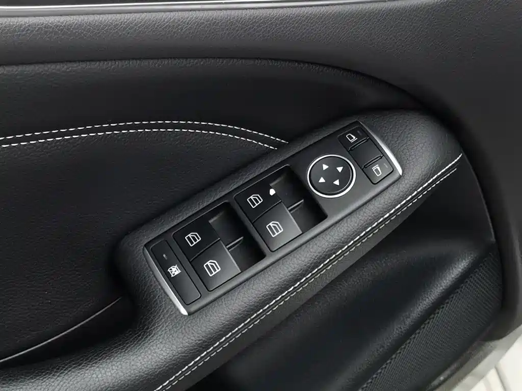 Mercedes-Benz B-Class 2015 — фото 9