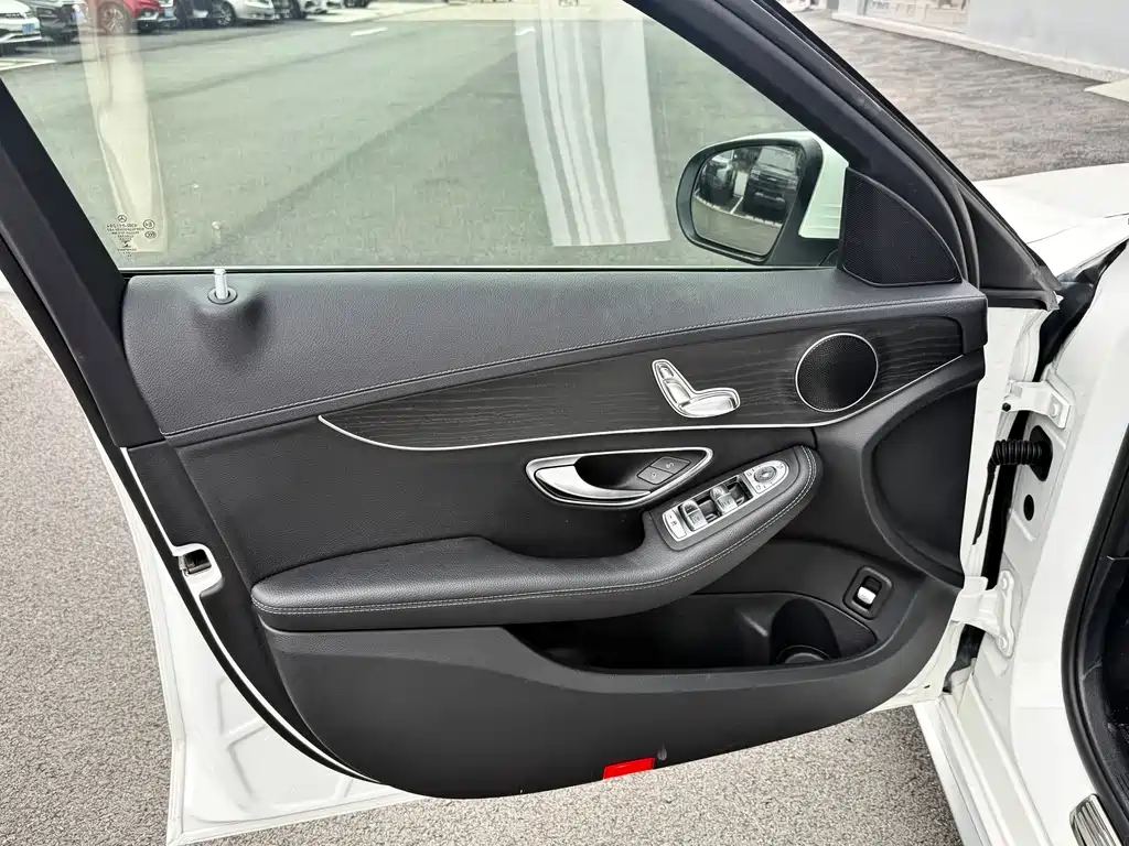 Mercedes-Benz C-Class 2021 — фото 5