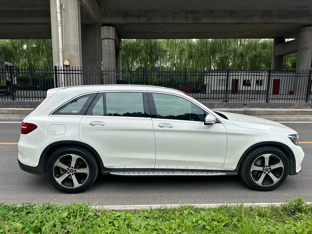 Mercedes-Benz GLC 2019 — фото 4