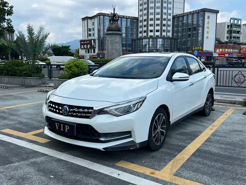 Venucia D60 2018