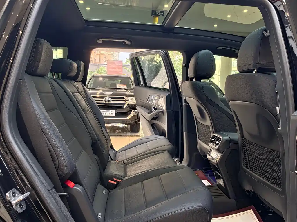 Mercedes-Benz GLS 2023 — фото 10