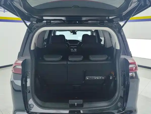 GAC Trumpchi M6 2024