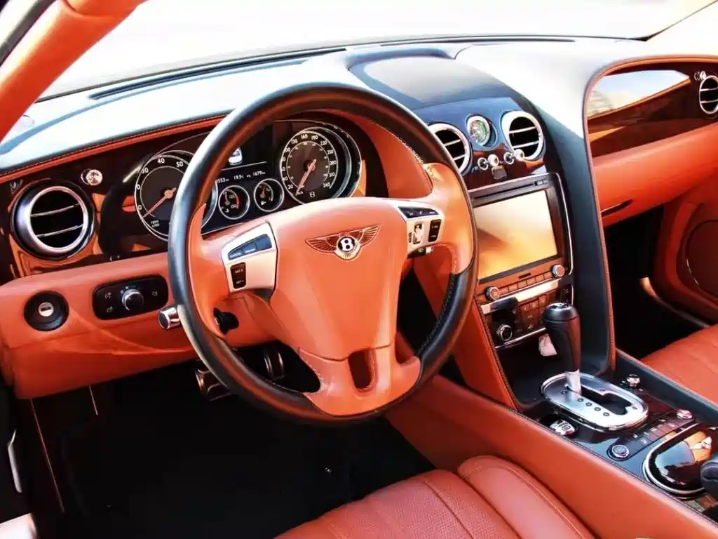 Bentley Flying Spur 2014 — фото 4