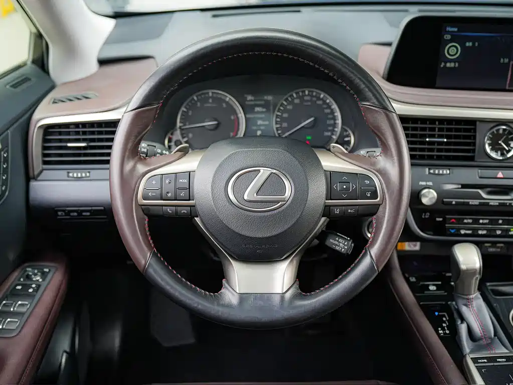 Lexus RX 2022 — фото 19