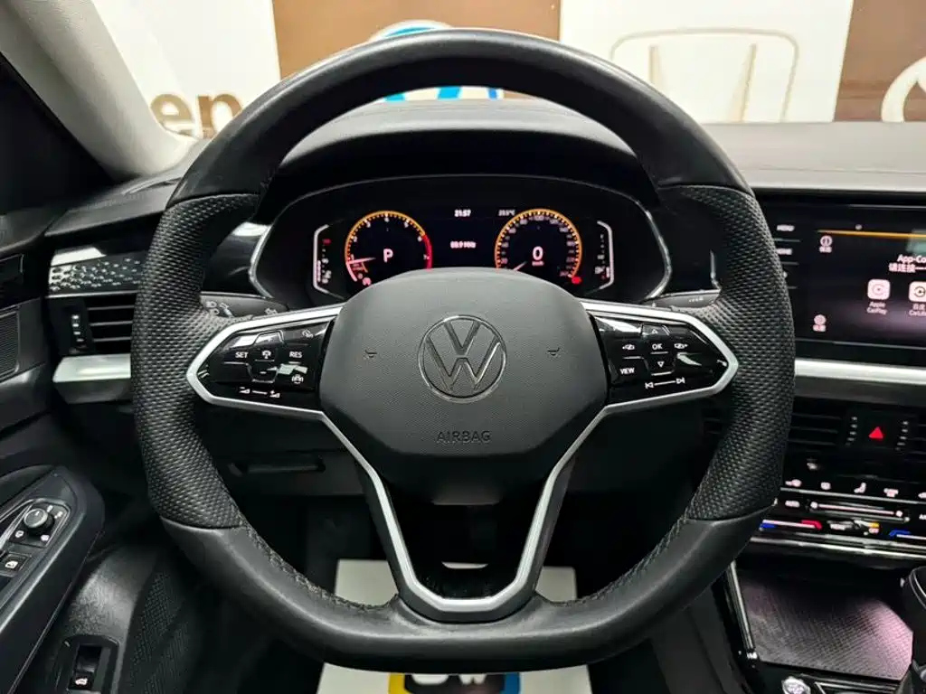 Volkswagen Passat 2023 — фото 11
