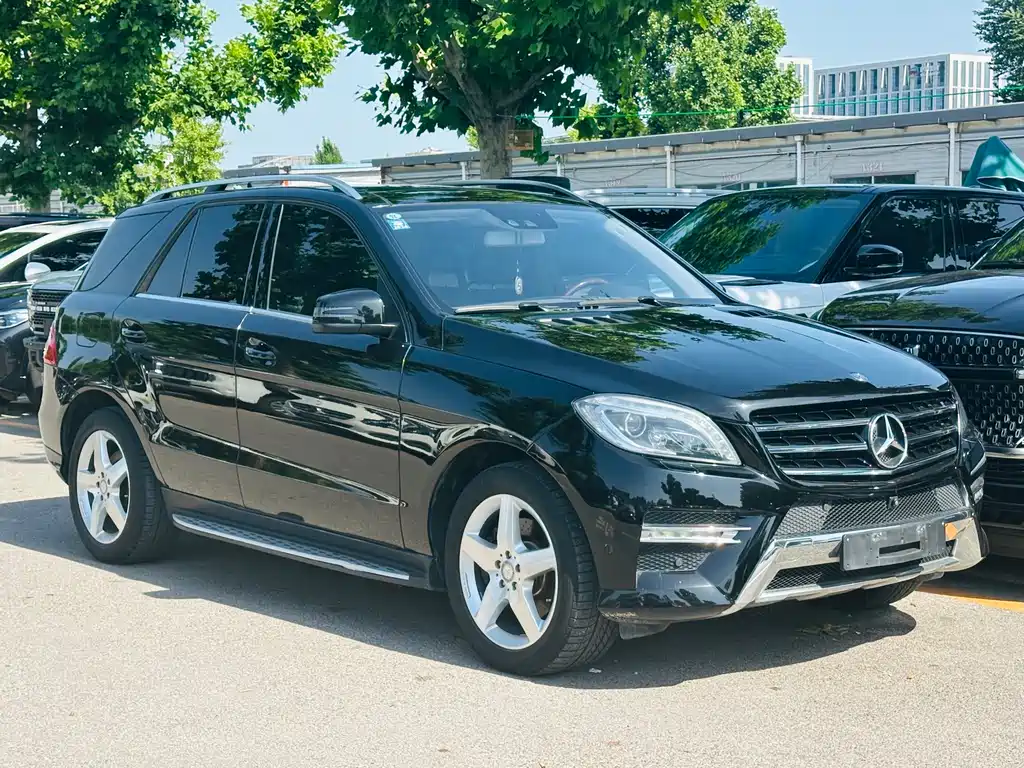 Mercedes-Benz M-Class 2014