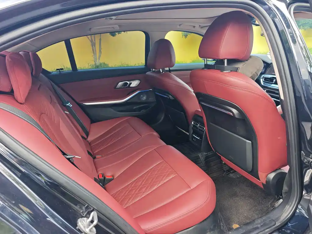 BMW 3 Series 2022 — фото 14
