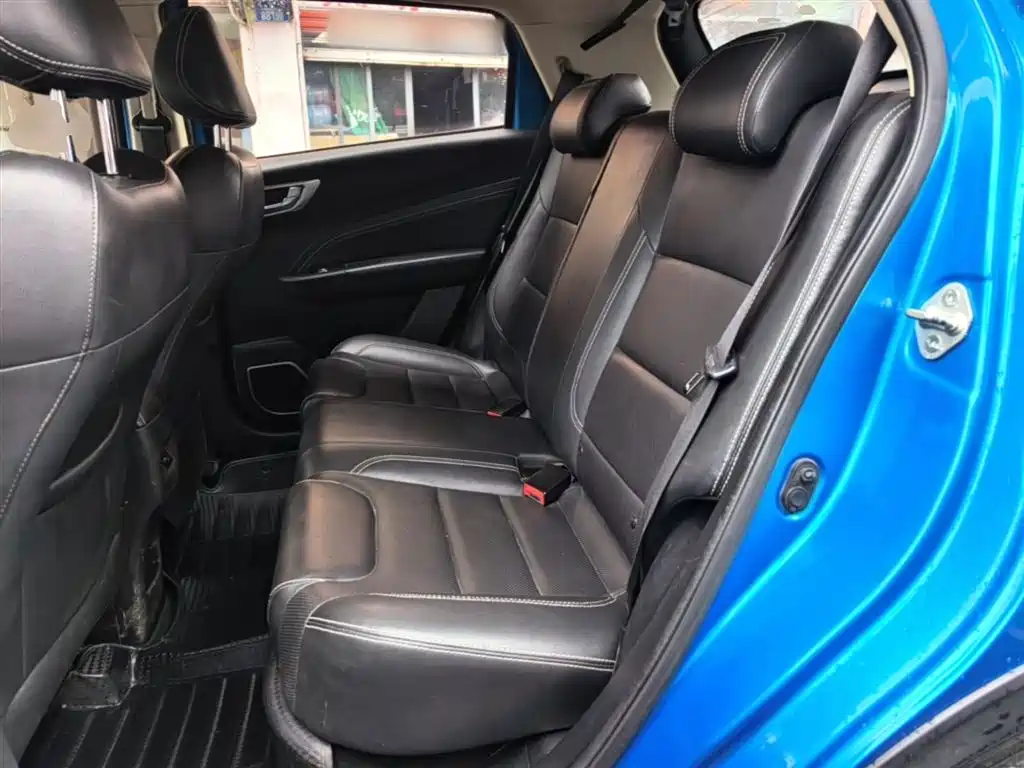 Geely Vision X3 2018 — фото 17