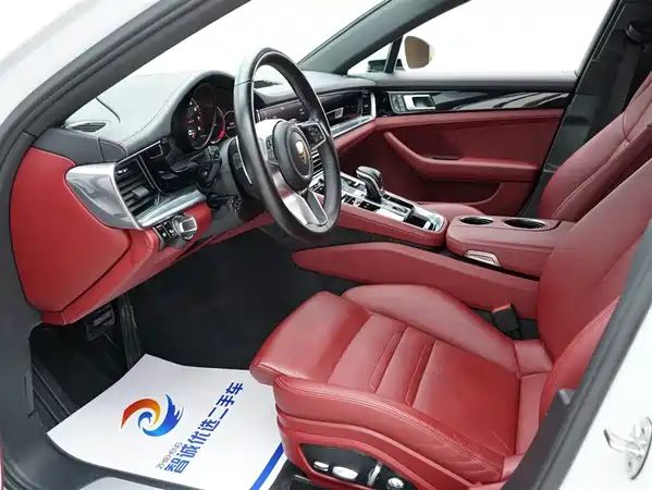 Porsche Panamera 2019