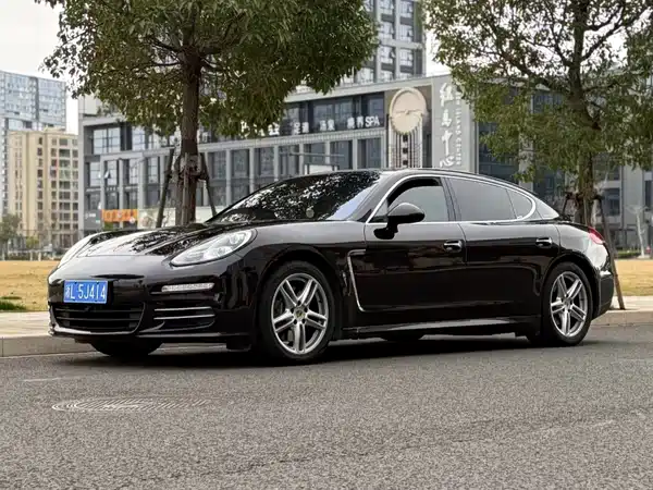 Porsche Panamera 2016
