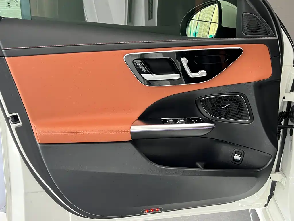 Mercedes-Benz C-Class 2022 — фото 12