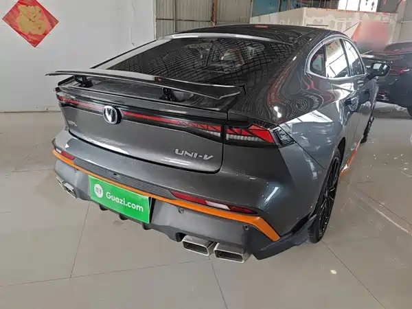 Changan UNI-V 2024