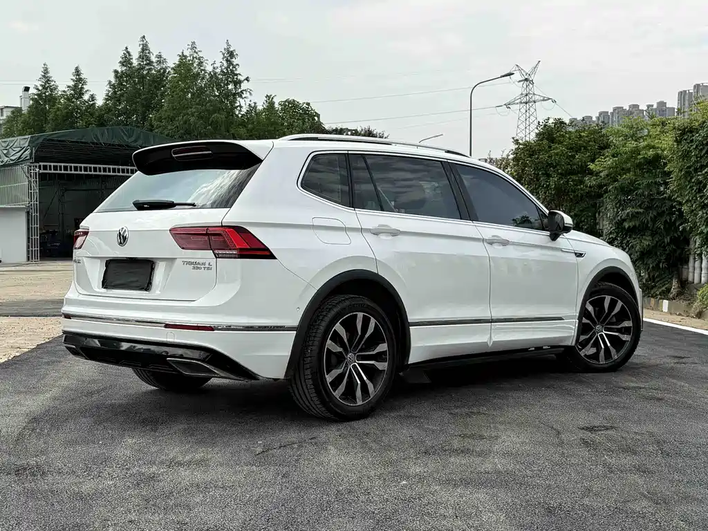 Volkswagen Tiguan L 2020 — фото 4
