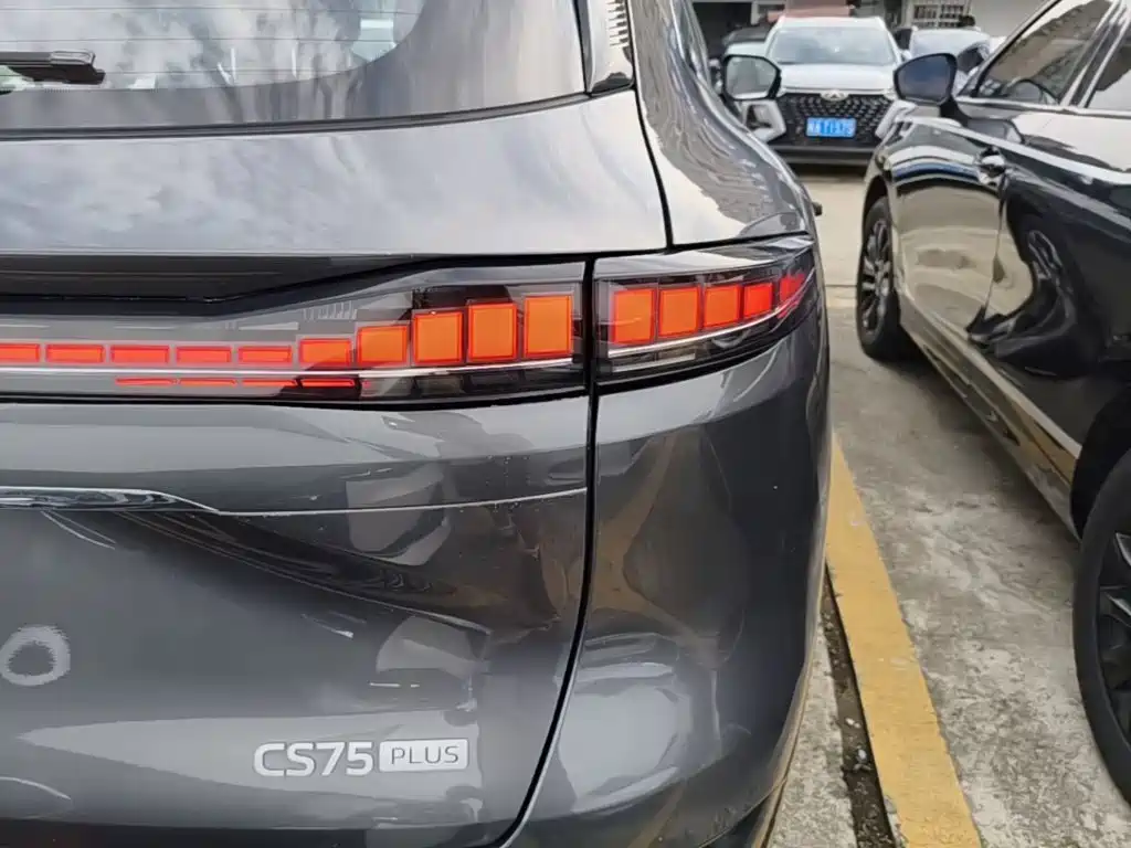 Changan CS75PLUS 2024 — фото 8