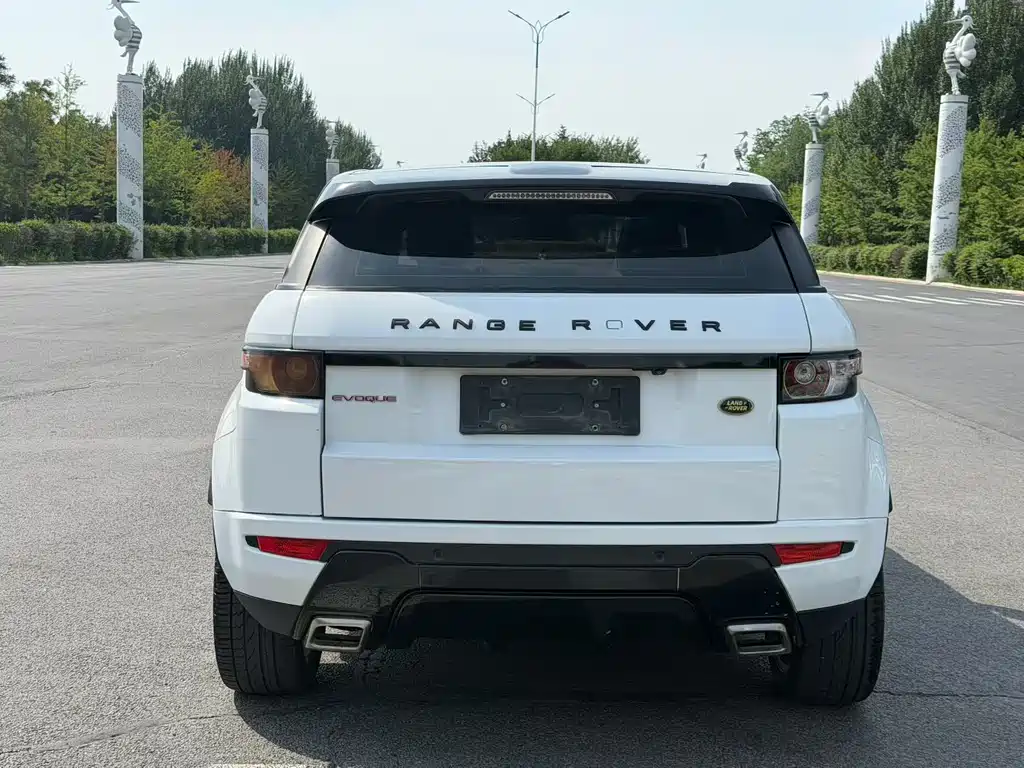 Land Rover Range Rover Evoque 2015 — фото 8