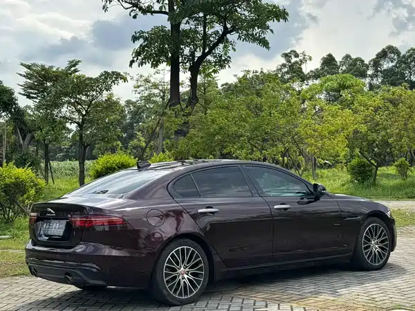 Jaguar XEL 2021