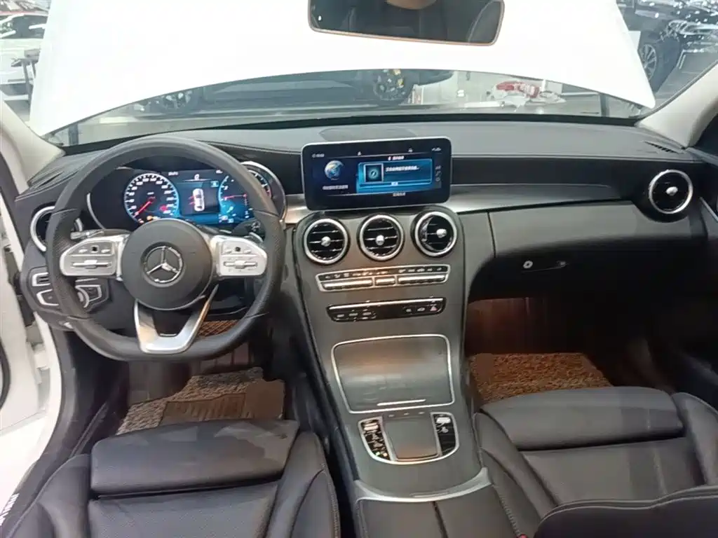 Mercedes-Benz C-Class 2020 — фото 10
