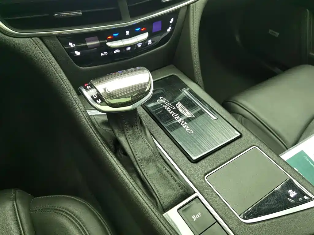 Cadillac CT6 2018 — фото 13