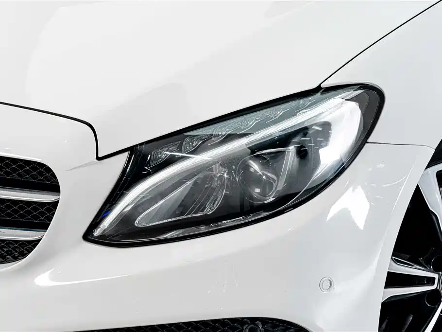 Mercedes-Benz C-Class 2018 — фото 4