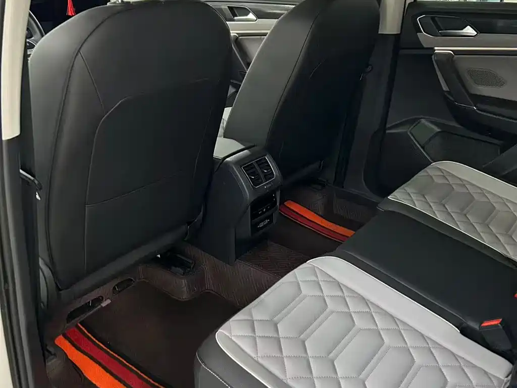 Volkswagen Tayron 2023
